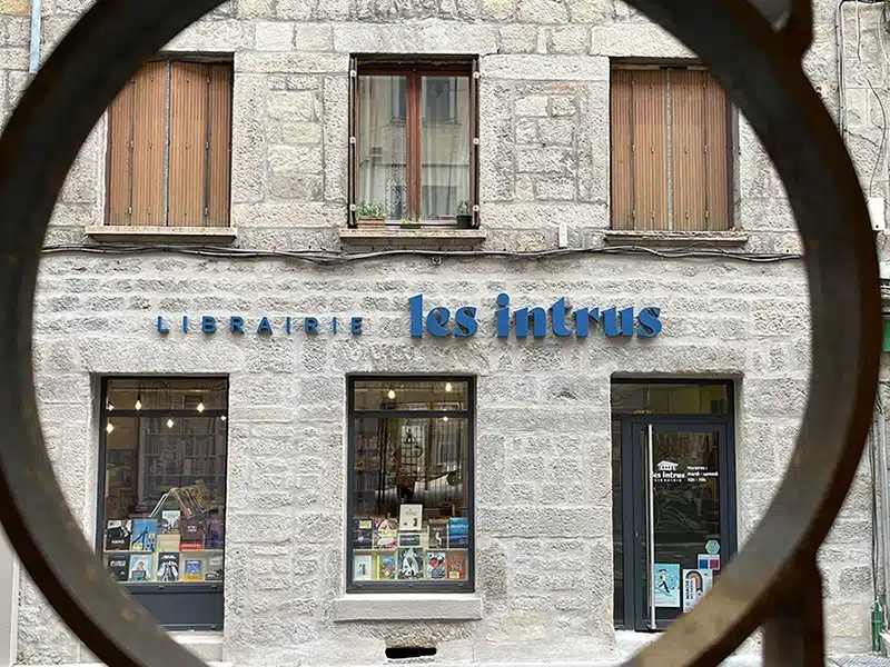 Librairie Les Intrus