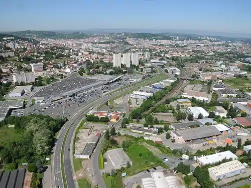 Vue aérienne entrée de ville Est de Saint-Étienne